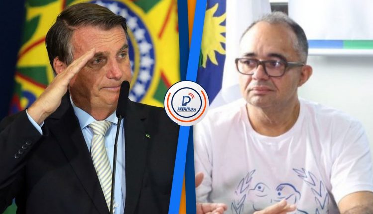 Presidente Bolsonaro recebe militares e crédito imobiliário deve sair